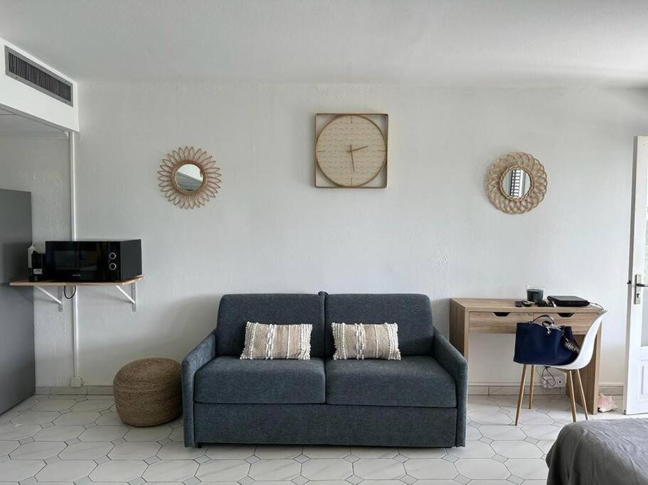 Grand Studio Zen Idealement Situe A Saint-Francois Avec Piscine Et Terrasse 외부 사진